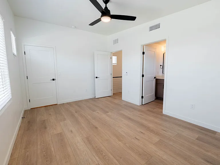 1300 N Rook Ave #7 — Photo 16