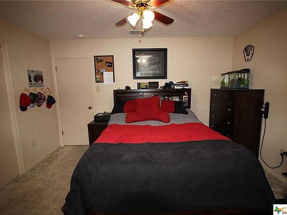 3rd image of 704 Rein Dr