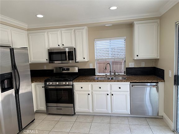 4th image of 4 Sherrelwood Ct
