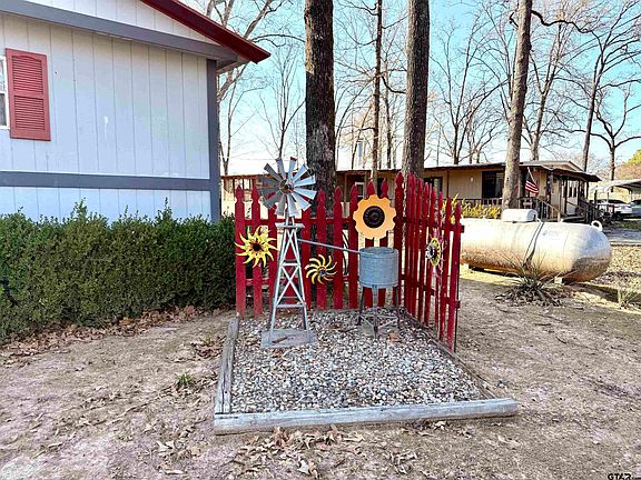 3rd image of 177 County Road 1556