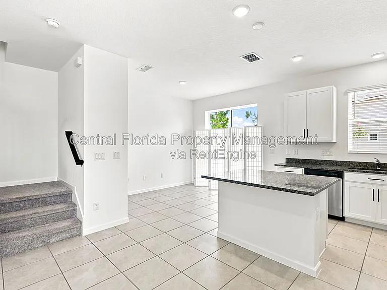 865 Spring Palms Loop #1 — Photo 7