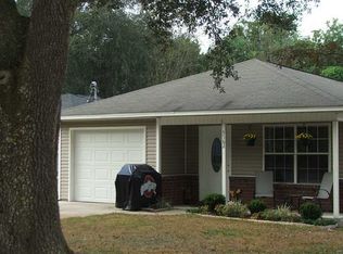 5162 Lake Dr, Crestview, FL 32539
