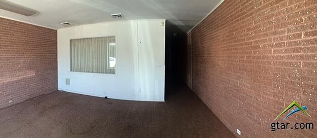 2nd image of 104 W Frank St
