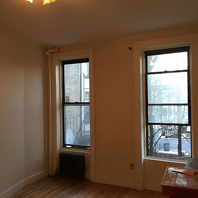 Rented by Bezell Group | media 16