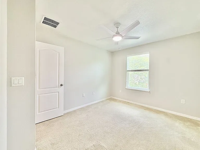 3824 Exeter Ln #1 — Photo 35