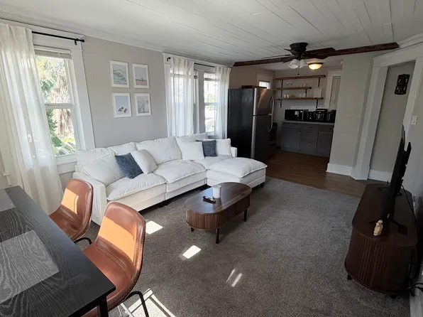 730 Jackson St N APT B, Saint Petersburg, FL 33705