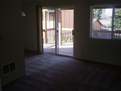 3rd image of 2000 E Mill Plain Blvd APT 222