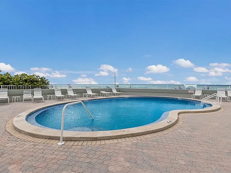 5200 Gulf Dr #608 — Photo 20
