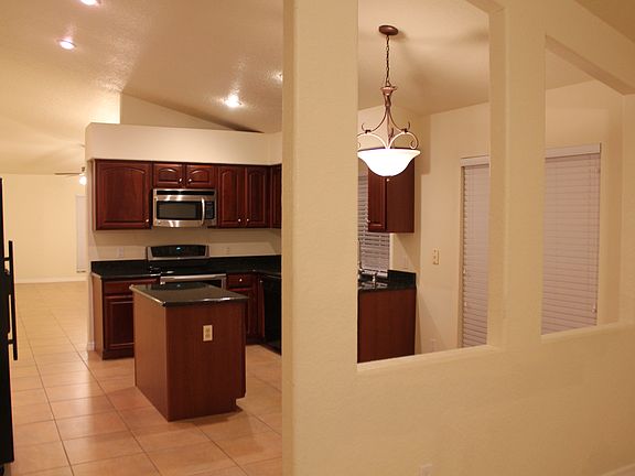 4th image of 1849 Westpointe Cir
