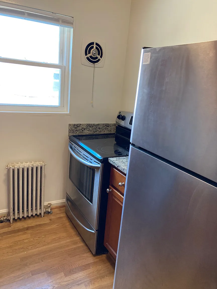 4012 Hallman St APT 4 photo 1