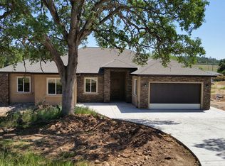 3542 Berkesey Ln, Valley Springs, CA 95252