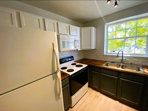 4th image of 17293 E Ford Dr #1