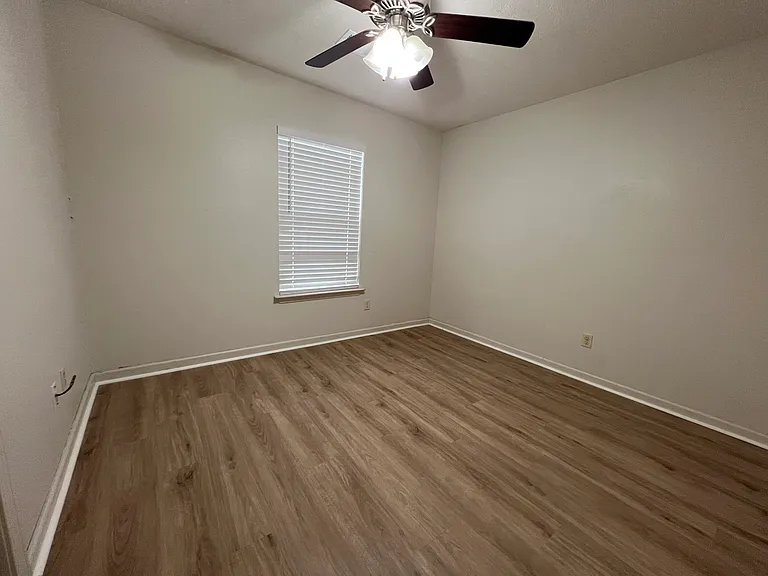 813 Ellis St #B — Photo 10