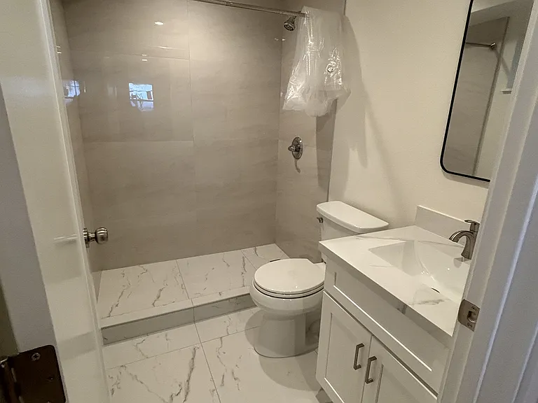 92 Ridgefield Ave #B — Photo 4