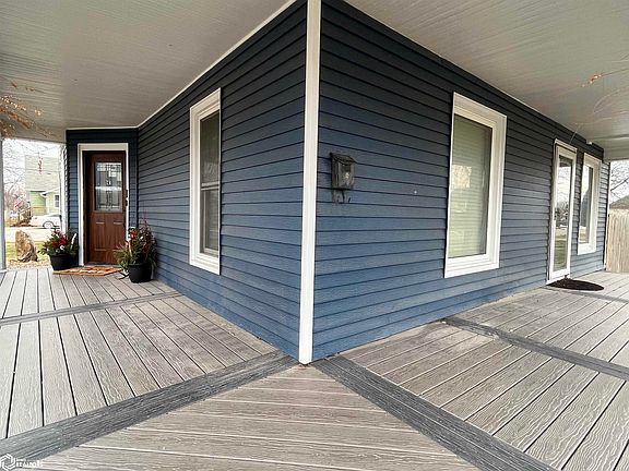 2nd image of 301 A Ave E