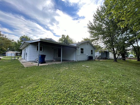 2nd image of 4012 90th Ave