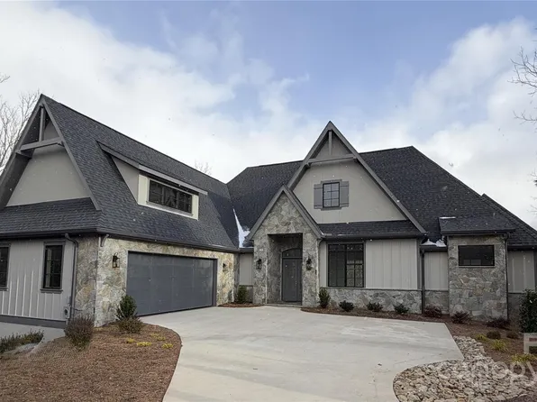 18 Snap Dragon Ct, Asheville, NC 28804