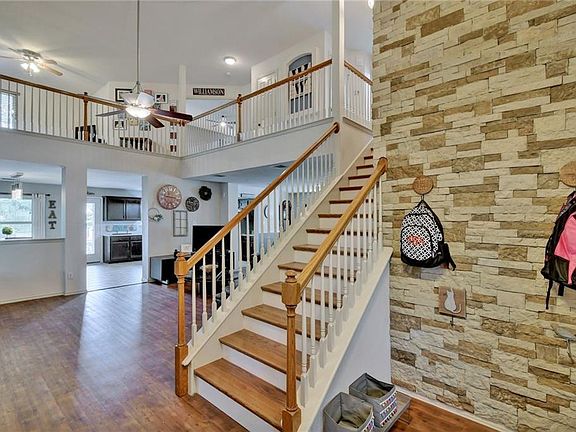 5th image of 1401 Scottsdale Dr