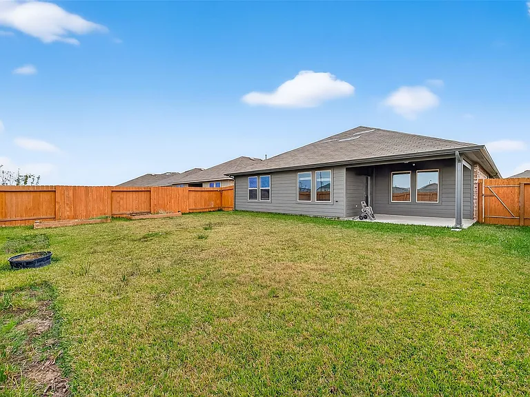 20926 Belmont Village Way — Photo 46