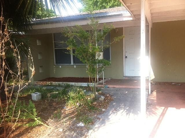 1st image of 1628 NW 9th Ave