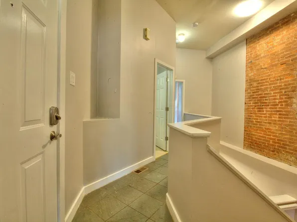 1817 S 7th St Floor 1, Saint Louis, MO 63104