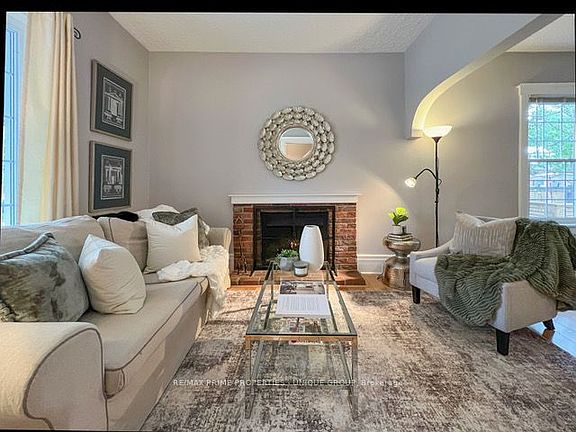 3rd image of 11 Freeman St
