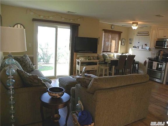 4th image of 825 S Ocean Ave APT 19