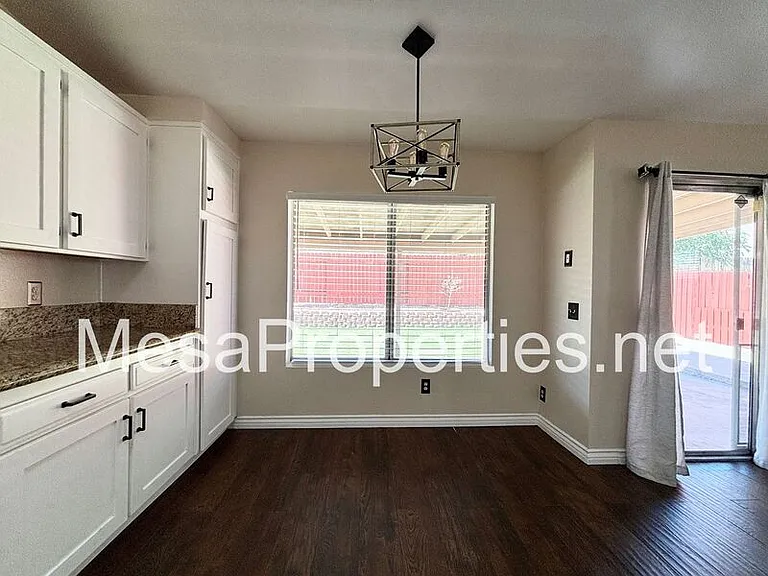 16481 Silica Dr — Photo 16
