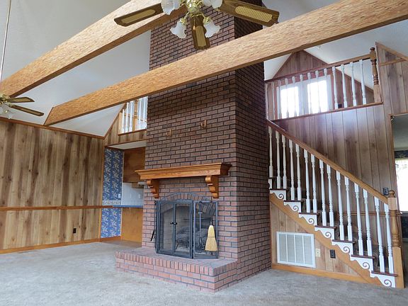 Great room with Fireplace