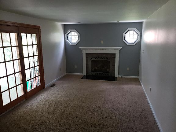 3rd image of 5483 Honeyleaf Way