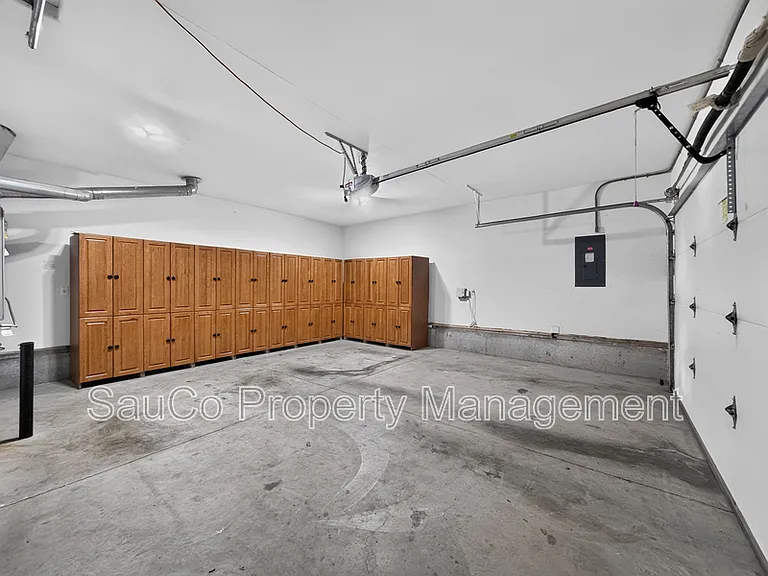 48 S 17th Ct — Photo 17