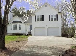 391 Pinewood Pl, Dahlonega, GA 30533