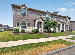 3316 Solana Cir, Denton, TX 76207
