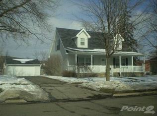 534 Turrill Ave, Lapeer, MI 48446