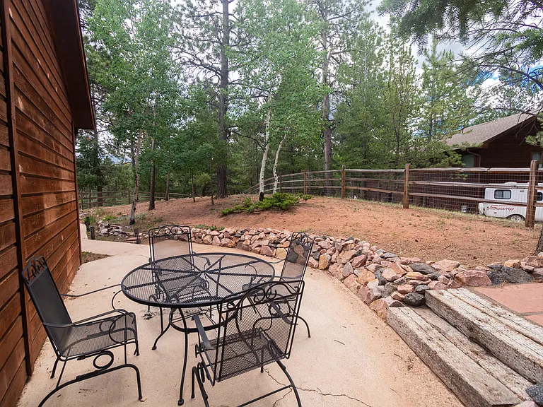 1360 Pinon Ridge Ct — Photo 55