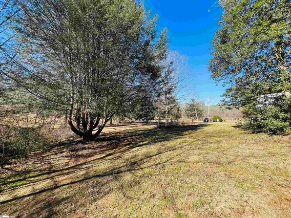 261 Dublin Ln, Pickens, SC 29671