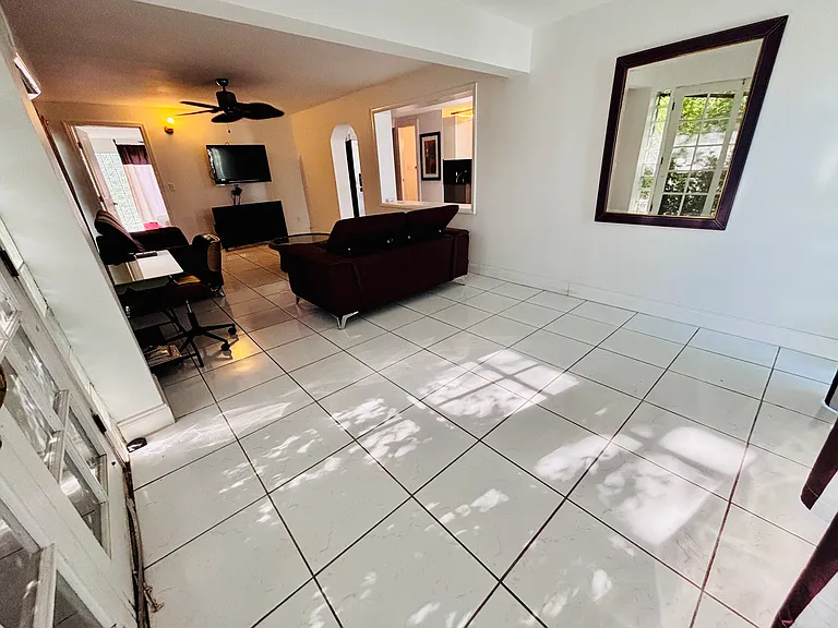 369 Mahogany Dr — Photo 4