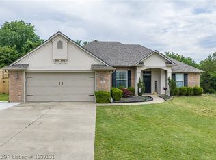 821 Woodland Way, Greenwood, AR 72936