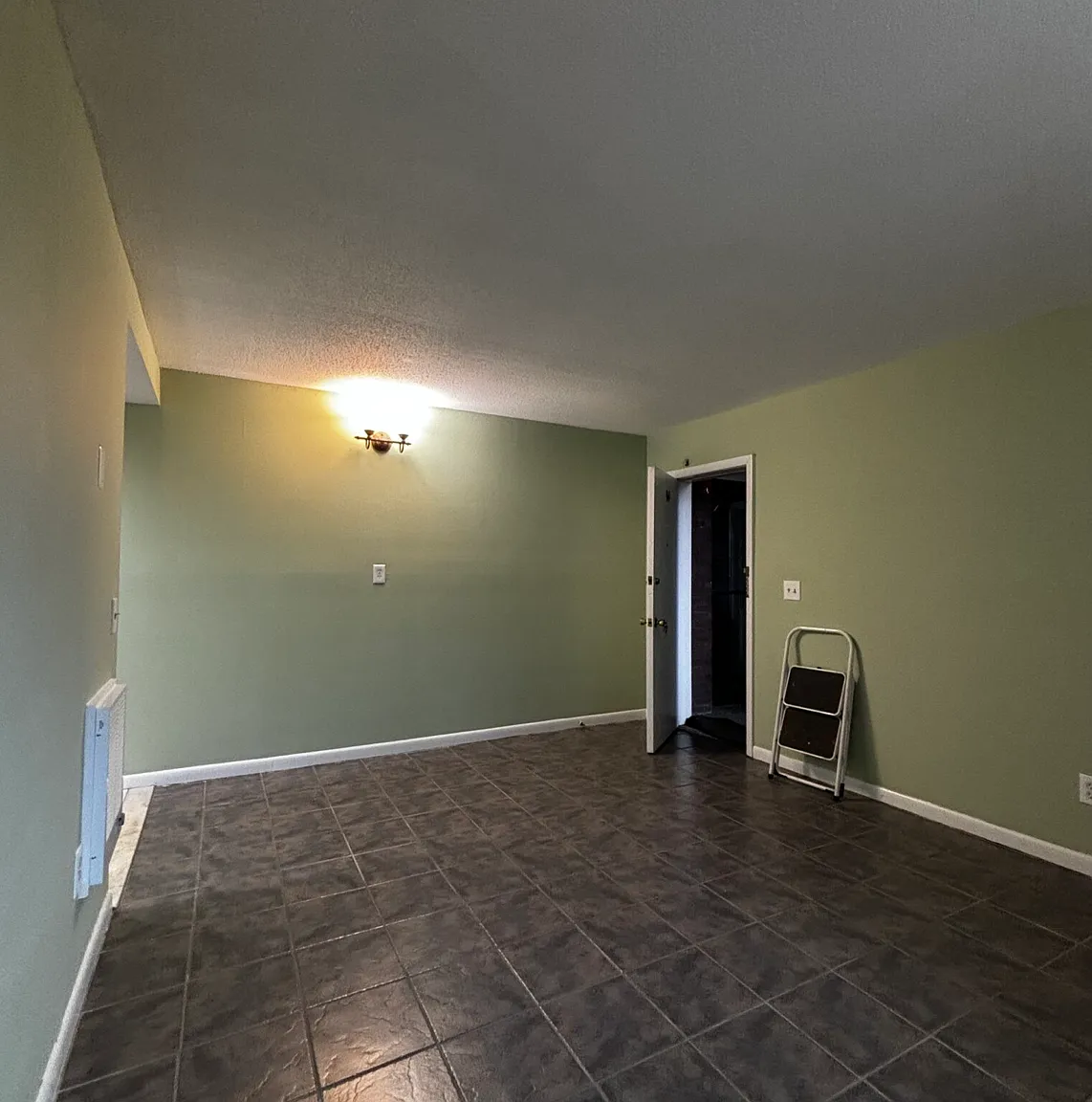 1 bed, 588 sqft, $2,200 — Photo 3
