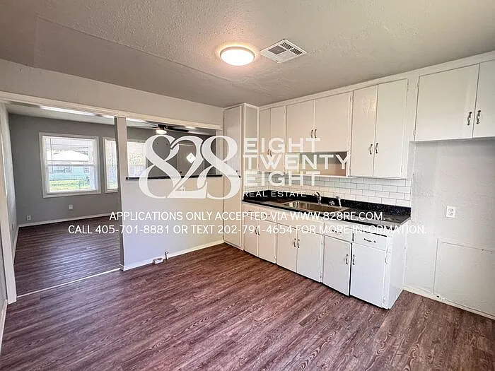 4024 Thomas Ave — Photo 7