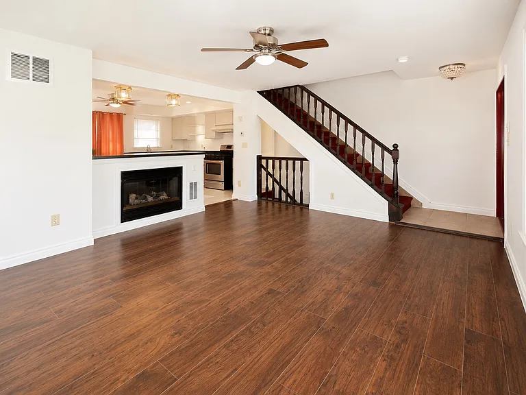 4210 Morrison Ct — Photo 5