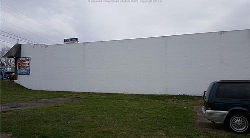 4th image of 5303 Maccorkle Ave SW