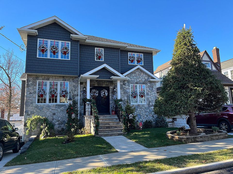 1st image of 8 Holly Ave