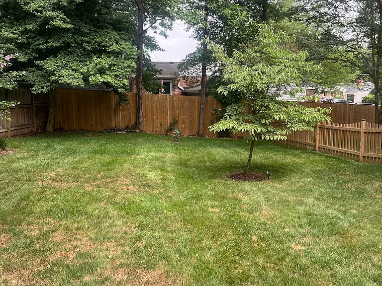 7504 Fairwood Ln — Photo 22