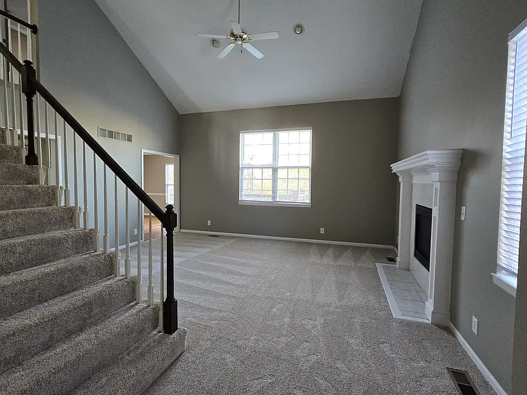 Entrance & living room