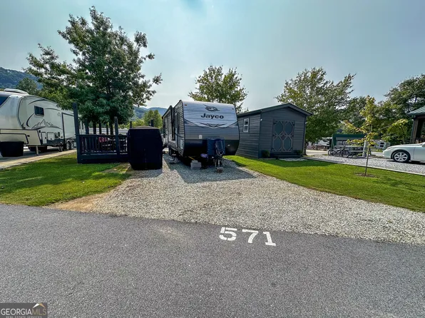 571 River Vista Dr, Dillard, GA 30537