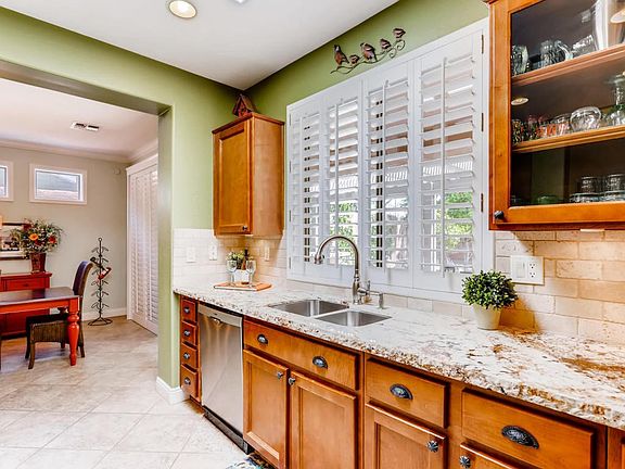 2433 W Myopia Dr New River AZ-large-011-