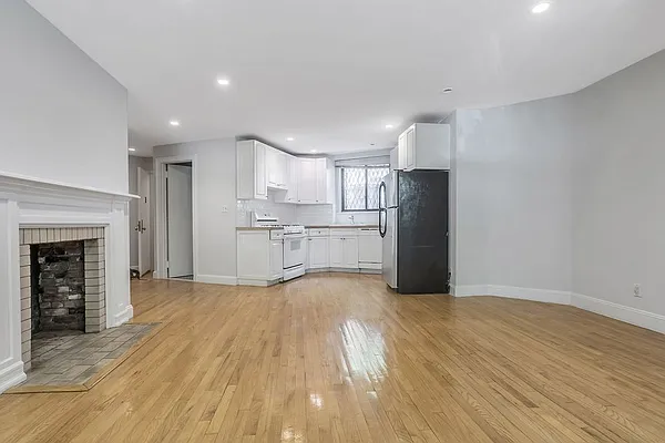 Rented by Loftey LLC | media 6