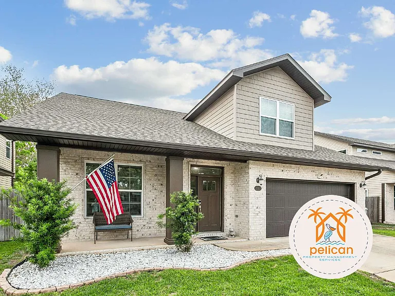 2303 Hadleigh Hills Ct — Photo 2