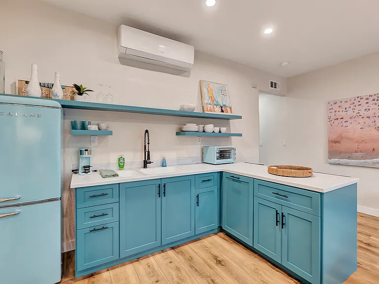 223 Avenida Del Mar #1-6 — Photo 12